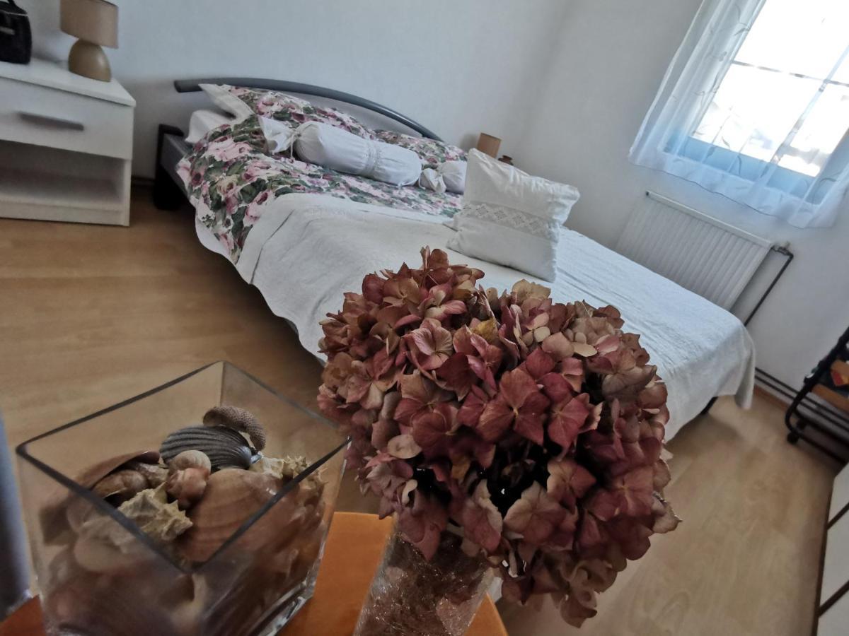 Apartmani Antonela&Andrej Privlaka  Exteriör bild